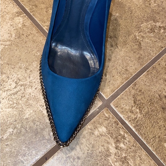Schutz suede stiletto pointed toe pump. Sz.8 - Picture 9 of 9